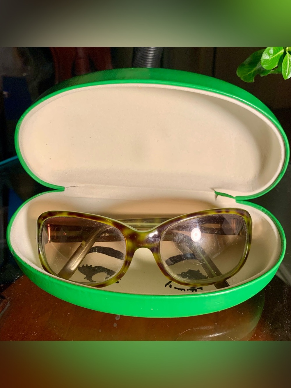 Kate Spade ‘Celeste’ Green Tortoiseshell Sunglasses with Green Case